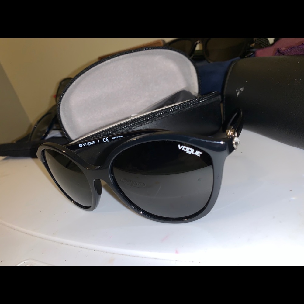 Women Vogue Designer shades! Sale! Sale!